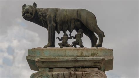 Tomb of Rome's mythical founder Romulus unearthed | Live Science