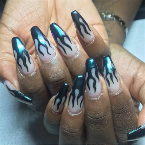 Latest 2019 Trend with Chrome Nail Art Ideas - Hairstyles 2u