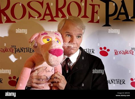 Steve Martin at the photocall of "Pink Panther" in Berlin Stock Photo ...