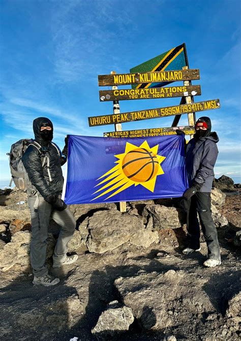 The Summit of Mount Kilimanjaro ft. The Greatest Team in the World : r/suns