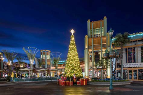 Downtown Disney District to Offer Special Holiday Fun