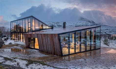 En Norvége - Prenons le temps | Glass cabin, Architecture, House exterior