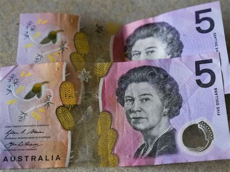 Australia is removing British monarchy from its bank notes : NPR