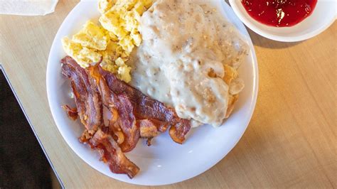 The Ultimate Guide To Golden Corral's Breakfast Menu