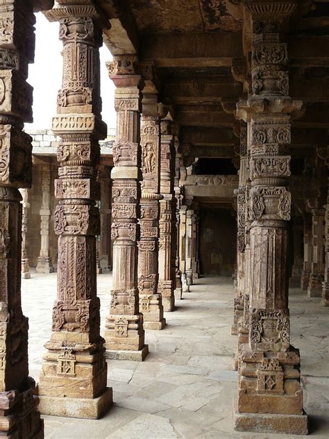 Eastern columns | Indian temple architecture, Temple architecture