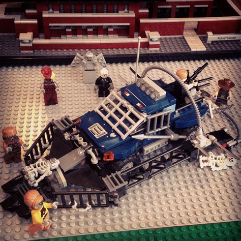 Apocalypse Mod to Shield Truck. Lego Zombie Marvel | Lego genial ...