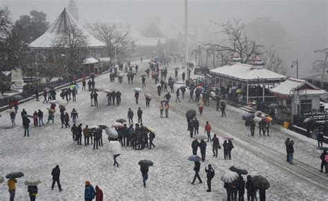 Snowfall In Shimla, Minimum Temperature 2.6 Degrees