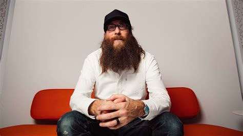 Crowder Debuts Powerfully Uplifting 'Milk & Honey' Album - TCB