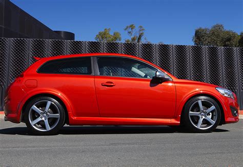 2011 Volvo C30 T5 R-Design - price and specifications