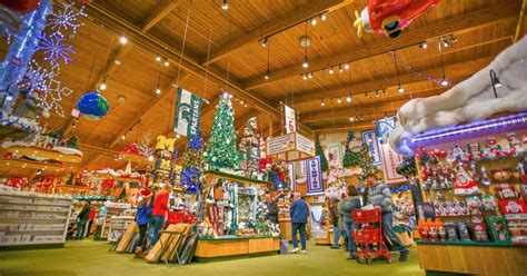 Discover The Story Behind The World’s Largest Christmas Store: Bronner ...