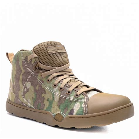 Altama Maritime Assault - Mid | Tactical shoes, Tactical boots, Mens ...