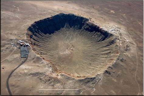 Meteoritos / Meteorites: Who found Meteor Crater and when?