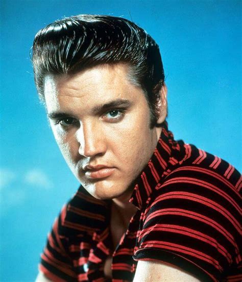 Elvis Presley Biography-Famous American singer and actor.