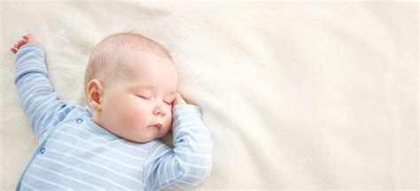 How To Establish A Bedtime Routine For Baby (7 Essential Tips)