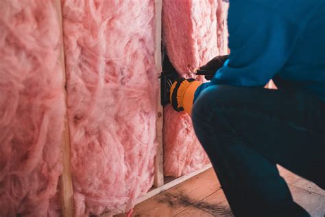 How to Identify Asbestos Insulation in Walls, Attics, & On Pipes | JSE Labs