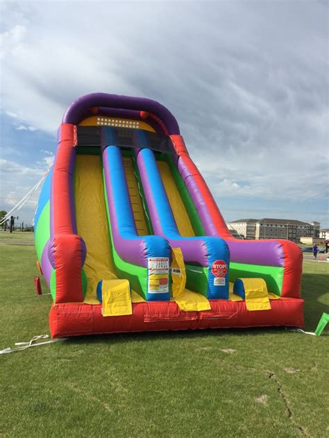 22′ Giant Inflatable Slide – Games to Go