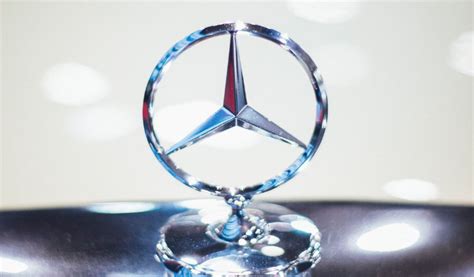 5 Advantages of Buying Genuine Mercedes Benz Parts Online | Mercedes ...