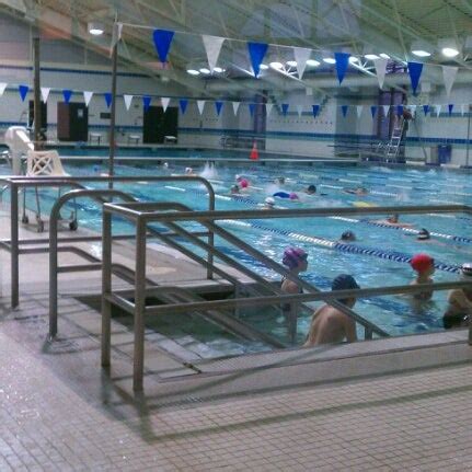 Olney Indoor Swim Center - Swimming Pool in Olney