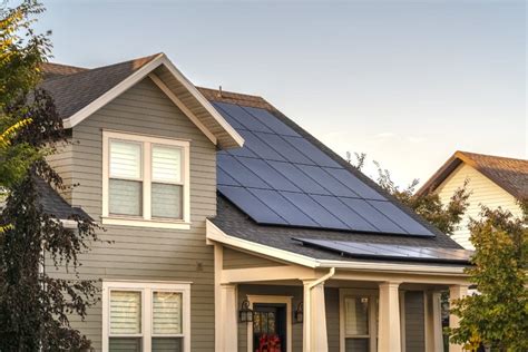 How Many Solar Panels Does My Home Need?