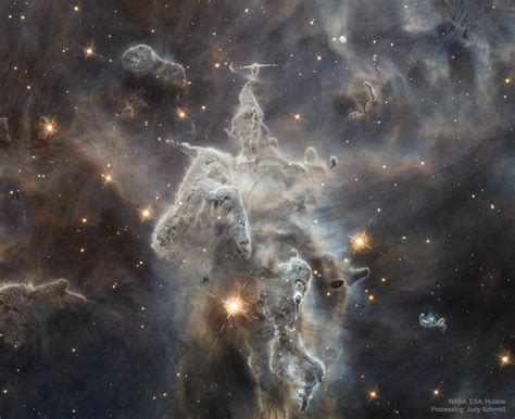 Carina Nebula images from James Webb and Hubble telescopes paint ...