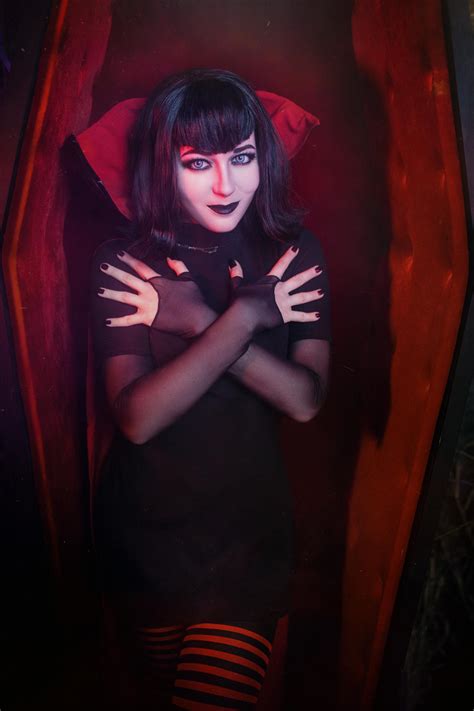 Mavis // Hotel Transylvania cosplay by MysteriaCosplay on DeviantArt