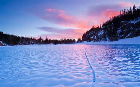 Frozen Lake Wallpapers - Top Free Frozen Lake Backgrounds - WallpaperAccess