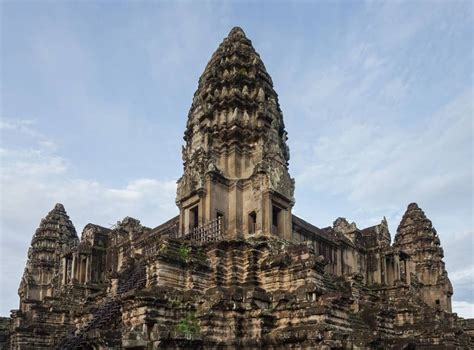 The History and Significance of Angkor Wat | Historic Mysteries