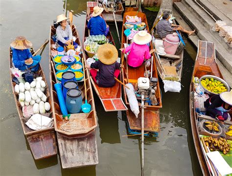 Kavey Eats » The Most Beautiful Bangkok Floating Market for Food ...