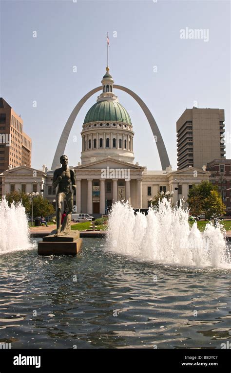 St louis state capitol hi-res stock photography and images - Alamy