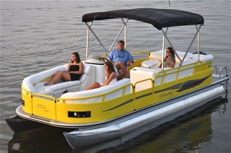 Bentley Boat Covers - Custom & Semi-Custom Boat Covers | Pontoon boat ...