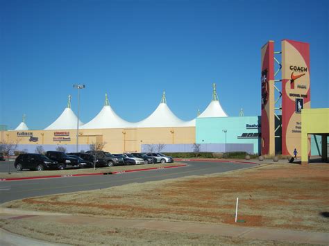 The Outlet Shoppes at Oklahoma City | CMxM