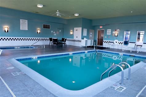 Holiday Inn Express Pendleton, an IHG Hotel Pool Pictures & Reviews ...