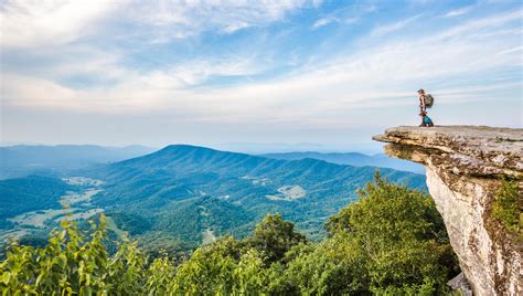 5 Reasons Why McAfee Knob Should Be Your First Hike In The Blue Ridge ...