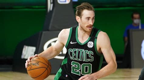 NBA Playoffs 2020: Celtics' Gordon Hayward exits Game 1 vs. 76ers with ...