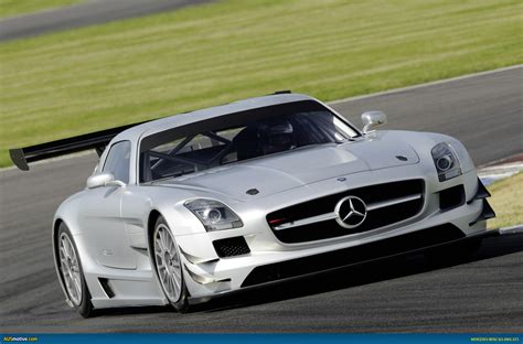 AUSmotive.com » Mercedes-Benz SLS AMG GT3 photo gallery