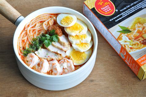 Singapore Laksa with Prima Taste Ready-To-Cook Meal Kits - Eat What Tonight