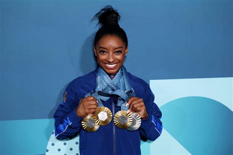 Simone Biles put her mental health first — and it paid off. 5 habits we ...