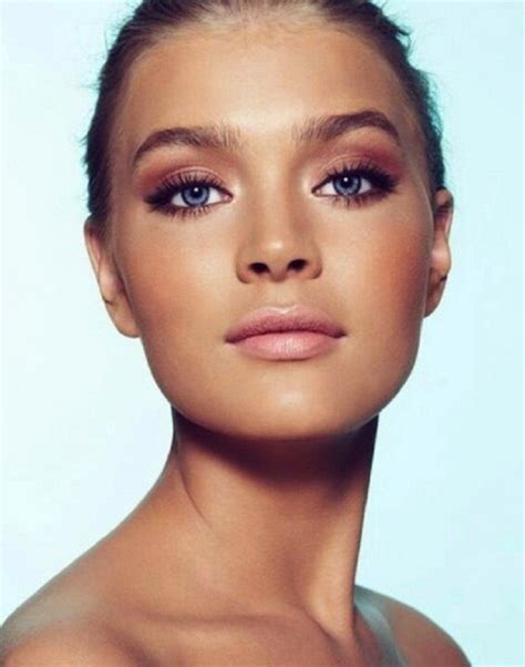 Bronze Makeup Ideas for Gorgeous Looks - Pretty Designs