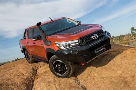 Toyota adds HiLux halo trio | GoAuto