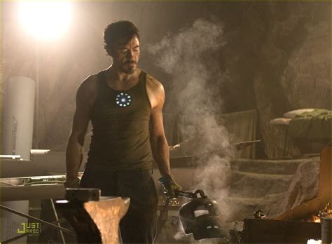 Full Sized Photo of iron man movie stills 02 | Photo 897551 | Just Jared