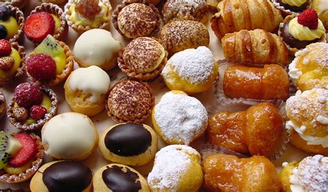 10 Pastry Shops You have to visit In Italy | Travel food, Italian ...