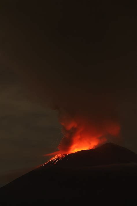 Volcano Eruption Photos, Download The BEST Free Volcano Eruption Stock ...