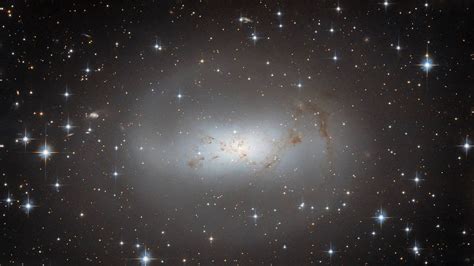 Hubble telescope checks on the Milky Way galaxy's lonely neighbor ...