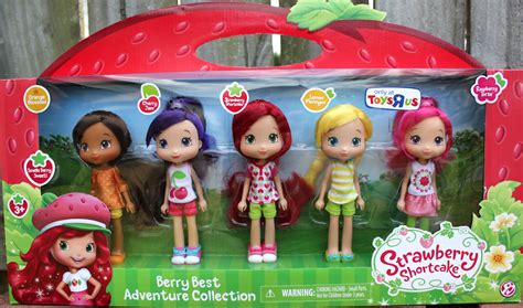 DollyPanic!: More on the new Strawberry Shortcake dolls