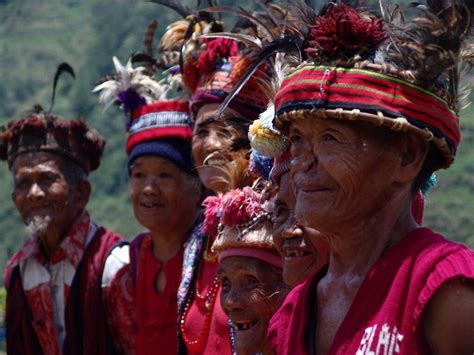 Ifugao tribe at Bananue, Philippines Cultura Filipina, Luzon ...