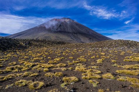 UNESCO World Heritage Site: Tongariro National Park, New Zealand ...