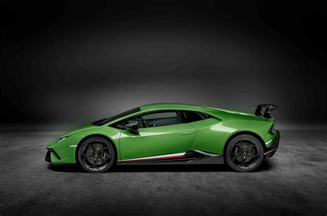 Lamborghini Unveils ‘Ring Master Huracan Performante | Automobile Magazine