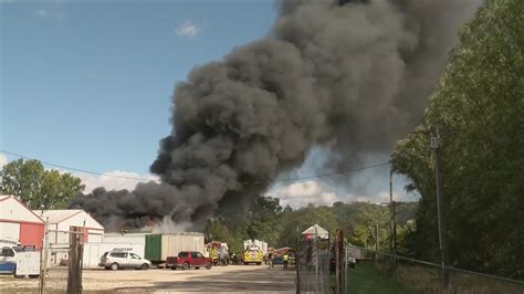 Warehouse fire causes flames to be seen from miles away | OurQuadCities