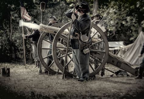 Civil War Cannon Firing — at Wilson's Creek National Battlefield ...