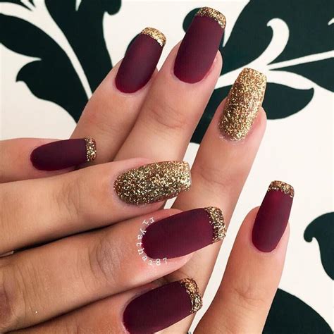 40+ Gorgeous Maroon Color Nails Designs - Fashionre